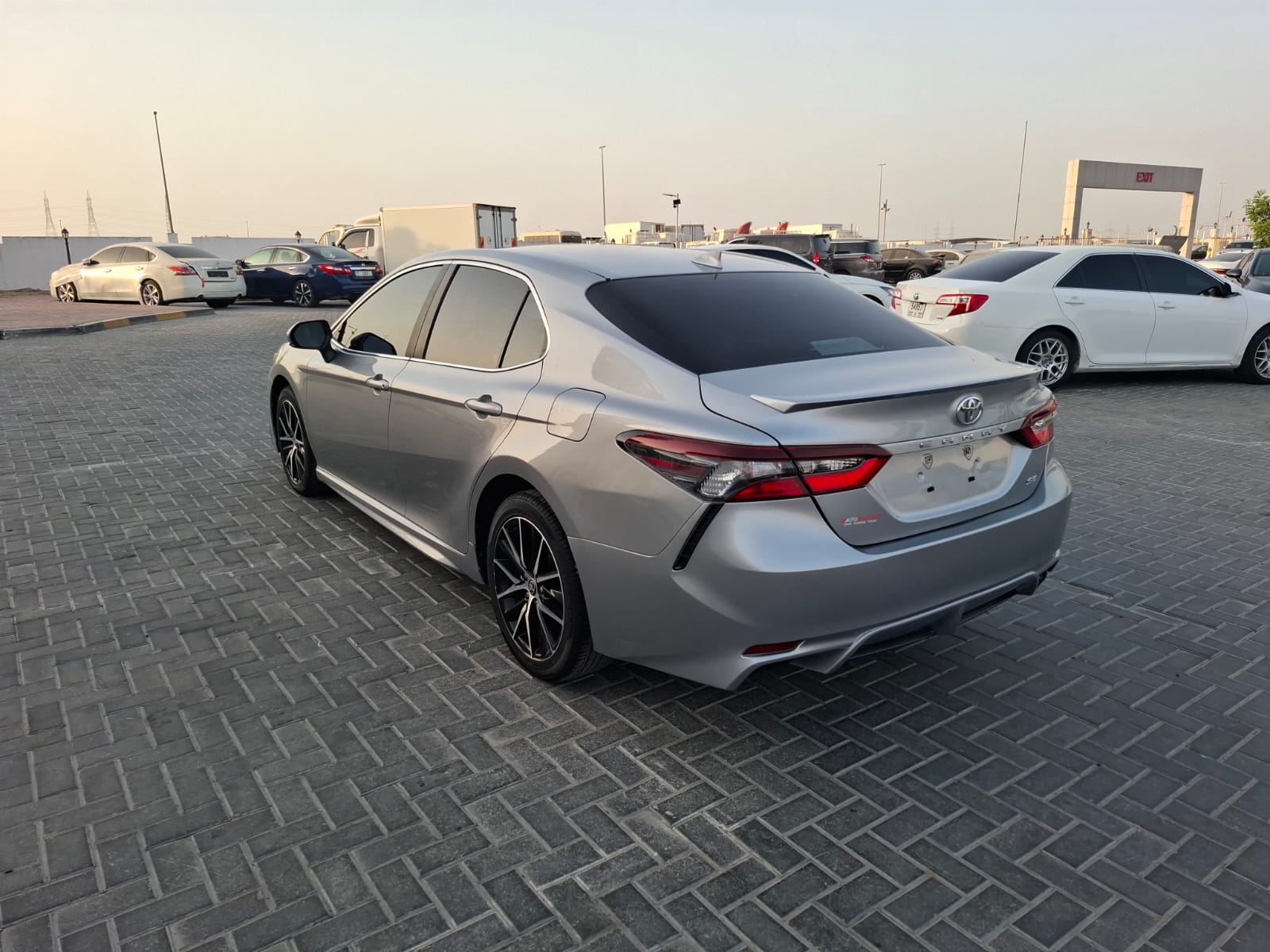 2024 TOYOTA CAMRY SE